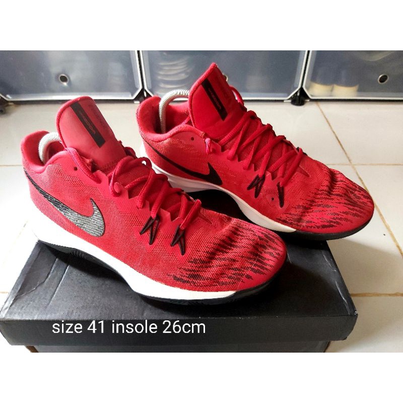 Nike evidence zoom II