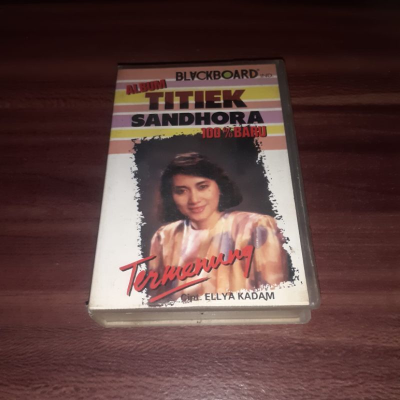 Kaset TITIEK SANDHORA - Termenung