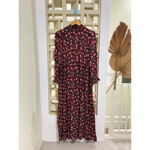 Zara maxi dress motif bunga preloved
