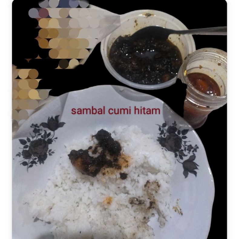 

Sambal Cumi Pedas