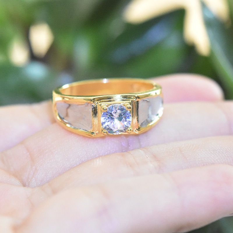 Goldkingdom Perhiasan Fashion Emas Asli Kadar 375 Bangkok Aksesoris Ready Stock Berlapis Emas Mosson Berlian Two-tone Cincin Sederhana Zirkon Sejati Cincin Pertunangan Laki-Laki