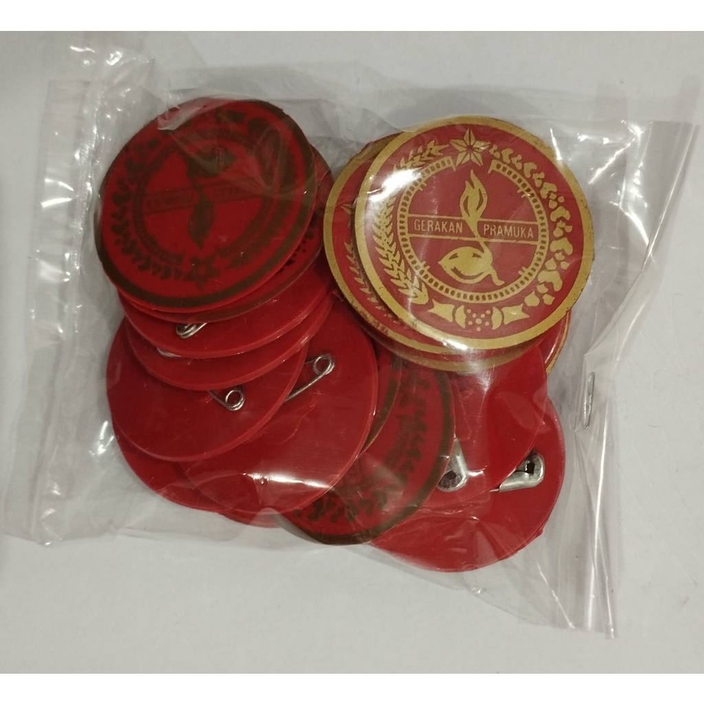 Pin Topi Pramuka Penggalang Cewe