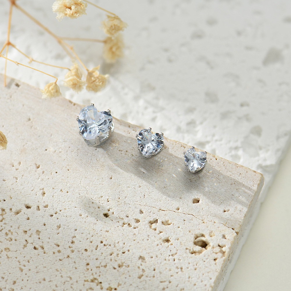 Anting Klip Magnetik Bentuk Hati Hias Zircon Untuk Wanita