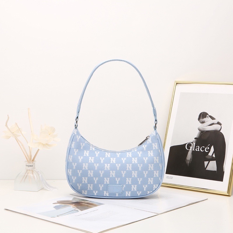 Tas MLB Monogram Jacquard Hobo Bag armpit Clip bag