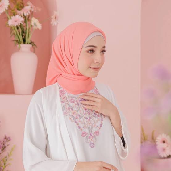 HARGA TERMURAH JILBAB BELLA SQUARE SEGI EMPAT / HIJAB BELLA SQUARE TERBARU WARNA TERLENGKAP-Salem