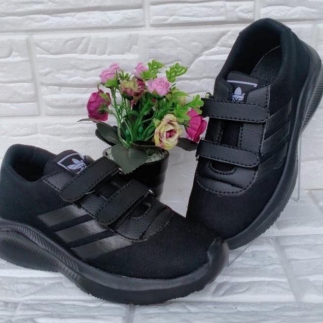 zdxy SEPATU SEKOLAH  SEPATU ADIDAS HITAM POLOS REKAT SEPATU ANAK SNAEKERS CASUAL RUNNING SPORTY CEWE