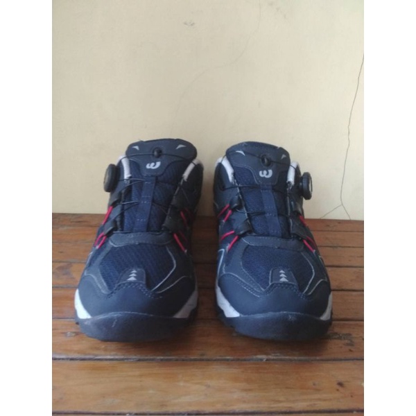 Sepatu gunung second World cup Boa system