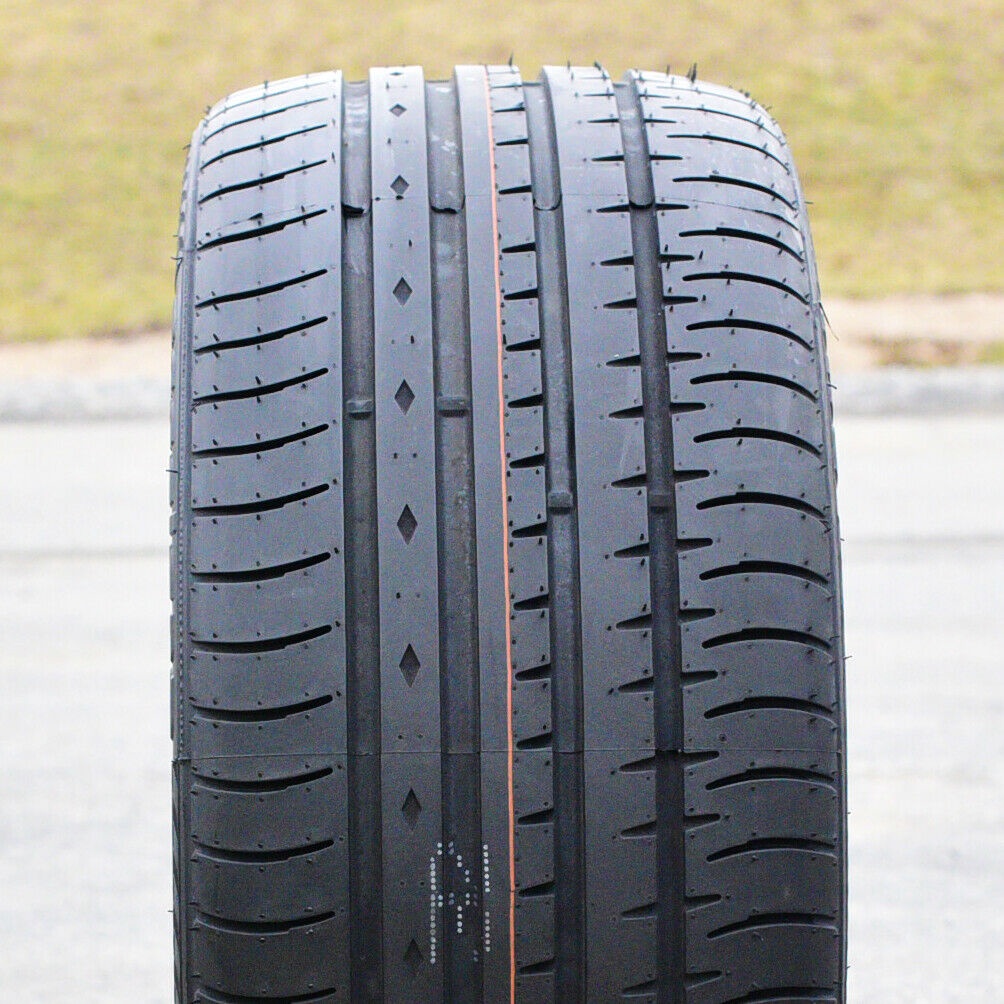 Ban Mobil 225/45 R18 ACCELERA PHI