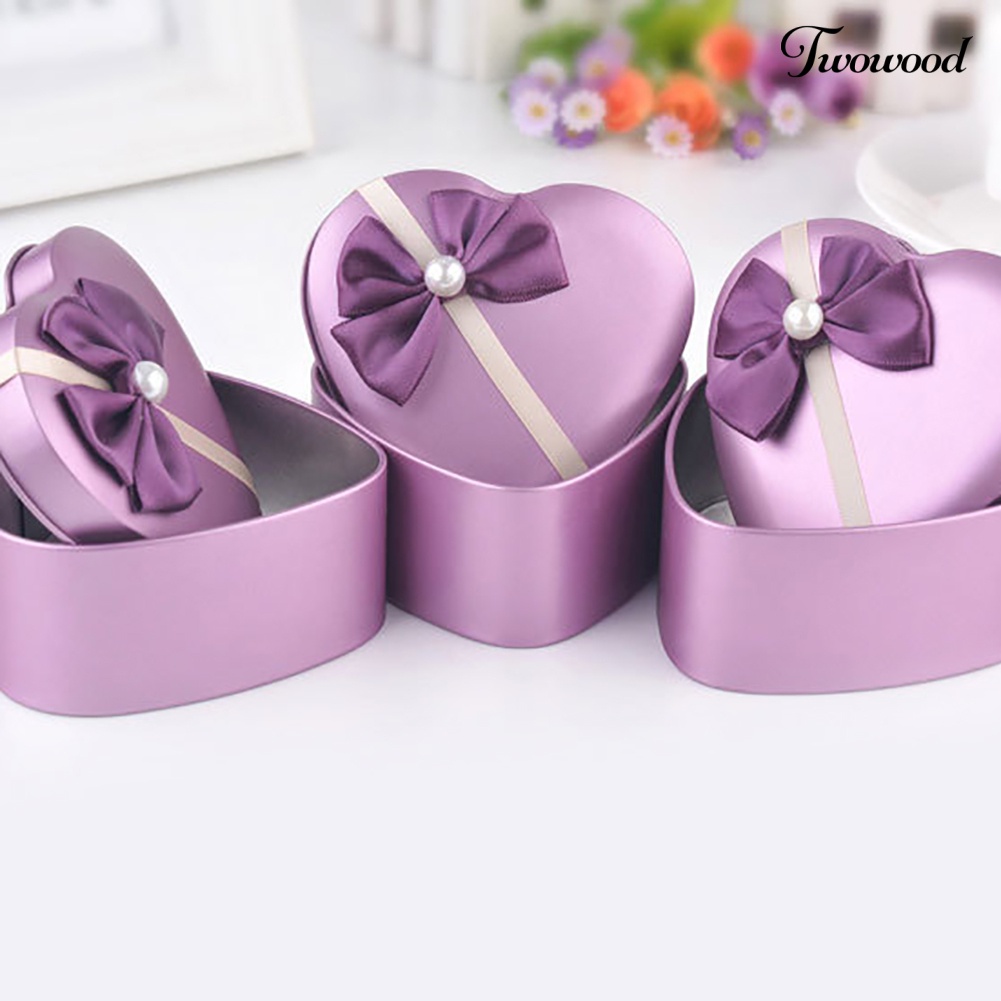 Kotak Perhiasan Bentuk Hati Aksen Pita Untuk Hadiah