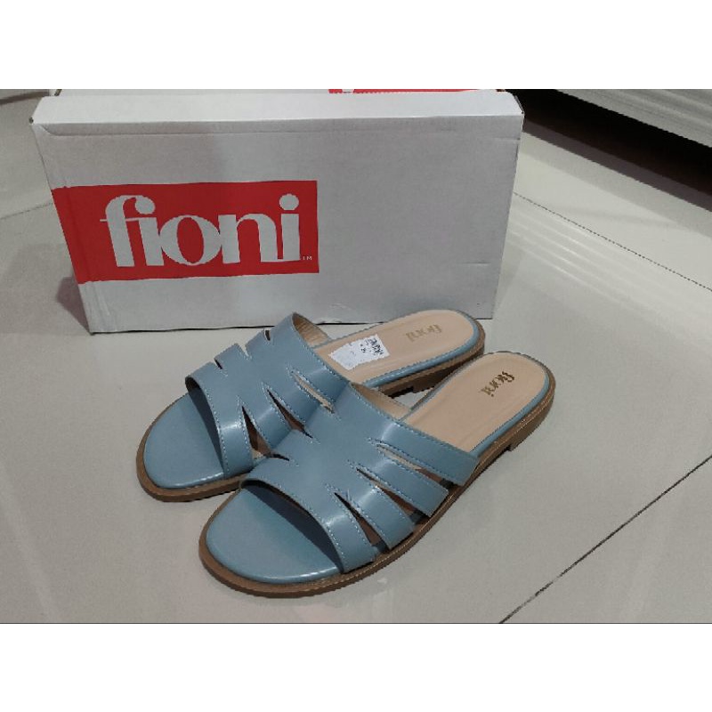 Sandal Slop Wanita Fioni Azul Claro