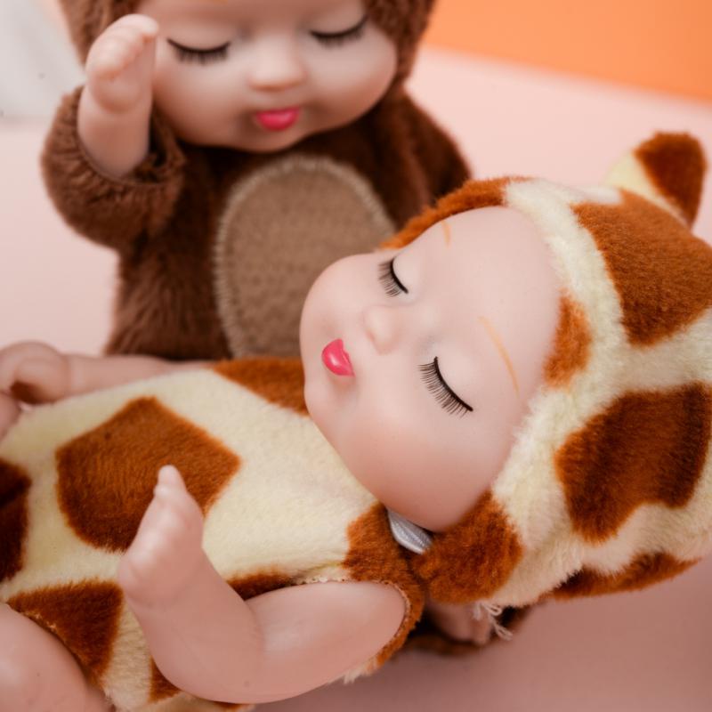 8pcs / Set Mainan Boneka Reborn Bayi / Anak Perempuan Tidur Tampak Asli Untuk Hadiah Natal / Ulang Tahun