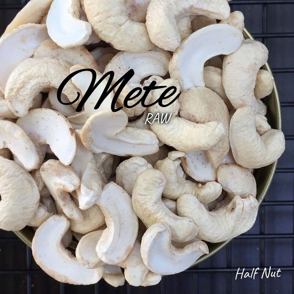 

Stok terbaru Kacang Mede Belah - 1.000gr / kacang mete / Mente Murah / Half Nut !