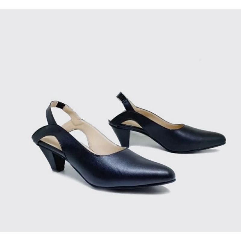 Sepatu Higheels Wanita Ukuran Besar 41.42.43.44.45 Pantofel Kantoran Lancip Cantk JUMBO Sepatu Qeish Big Size Hitam