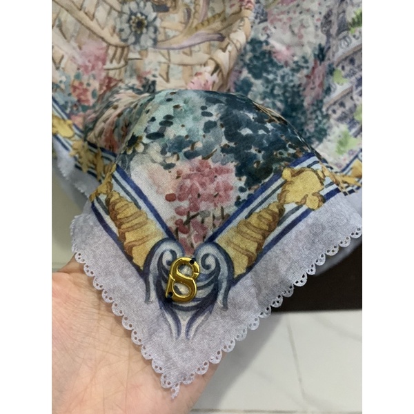 ButtonScarves Sevilla series preloved