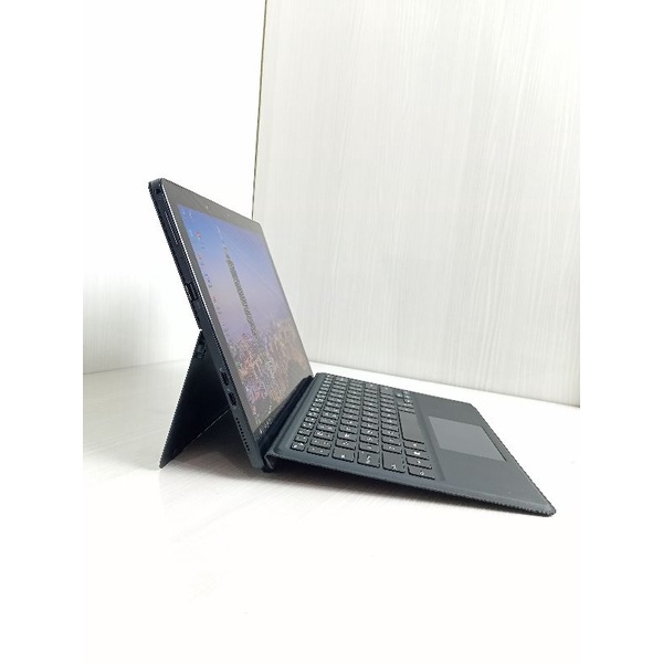 Laptop Dell Latitude 5290 2in1 Intel Core i5 Gen 8 Ram 8 Gb Ssd 256 Gb Bisa Jadi Tablet