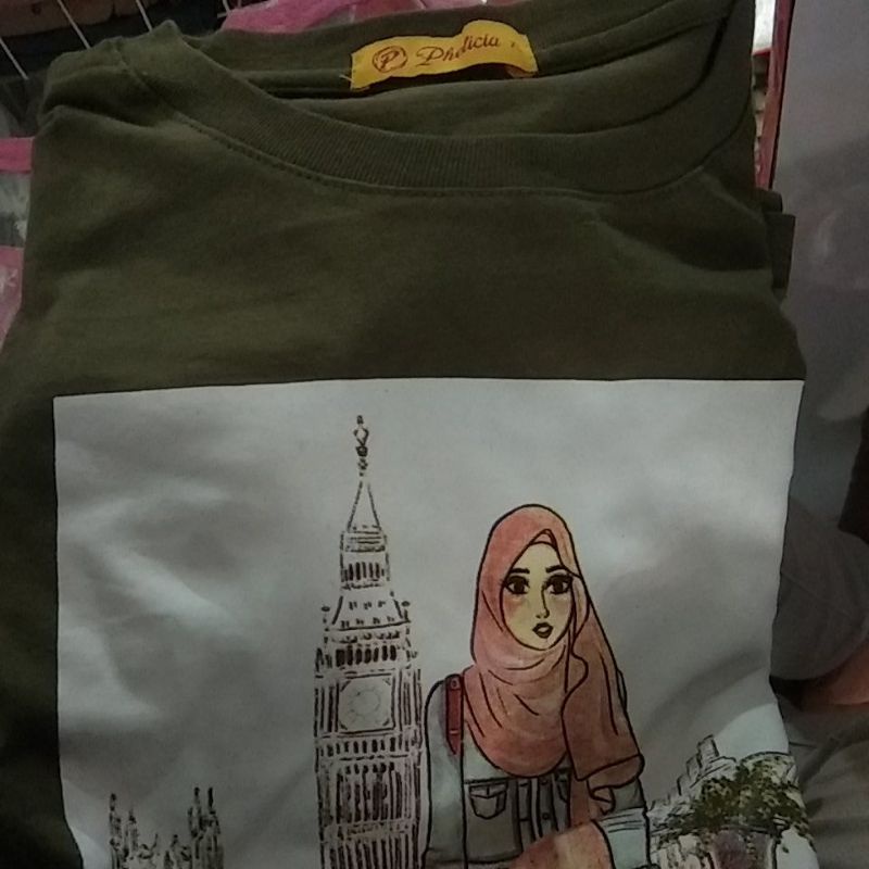 kaos oversize phelicia