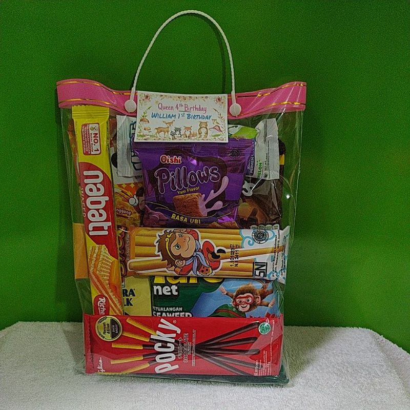 

Bingkisan//hampers//paket ulang tahun anak murah