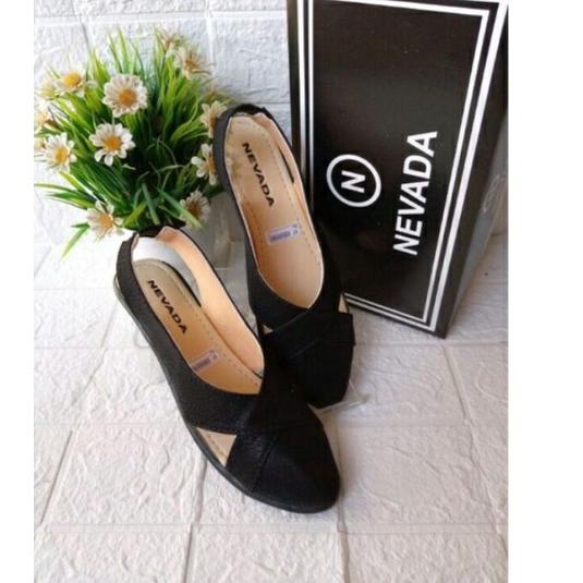 SANDAL WANITA SLOP SEPATU PRW NEVADA CANTIK MURAH BERKUALITAS {TKN.18Oc22ᵀ}