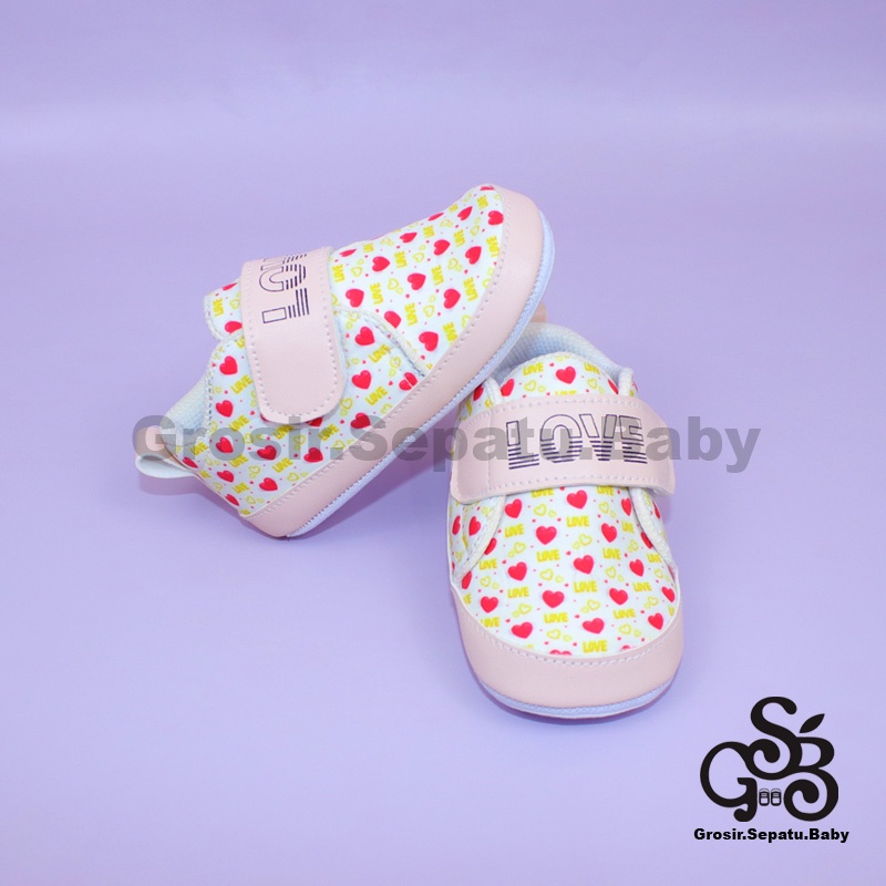 Prewalker - Sepatu Bayi - Baby Shoes | 2-12 bulan | motif LOVE Pink ringan &amp; fleksibel