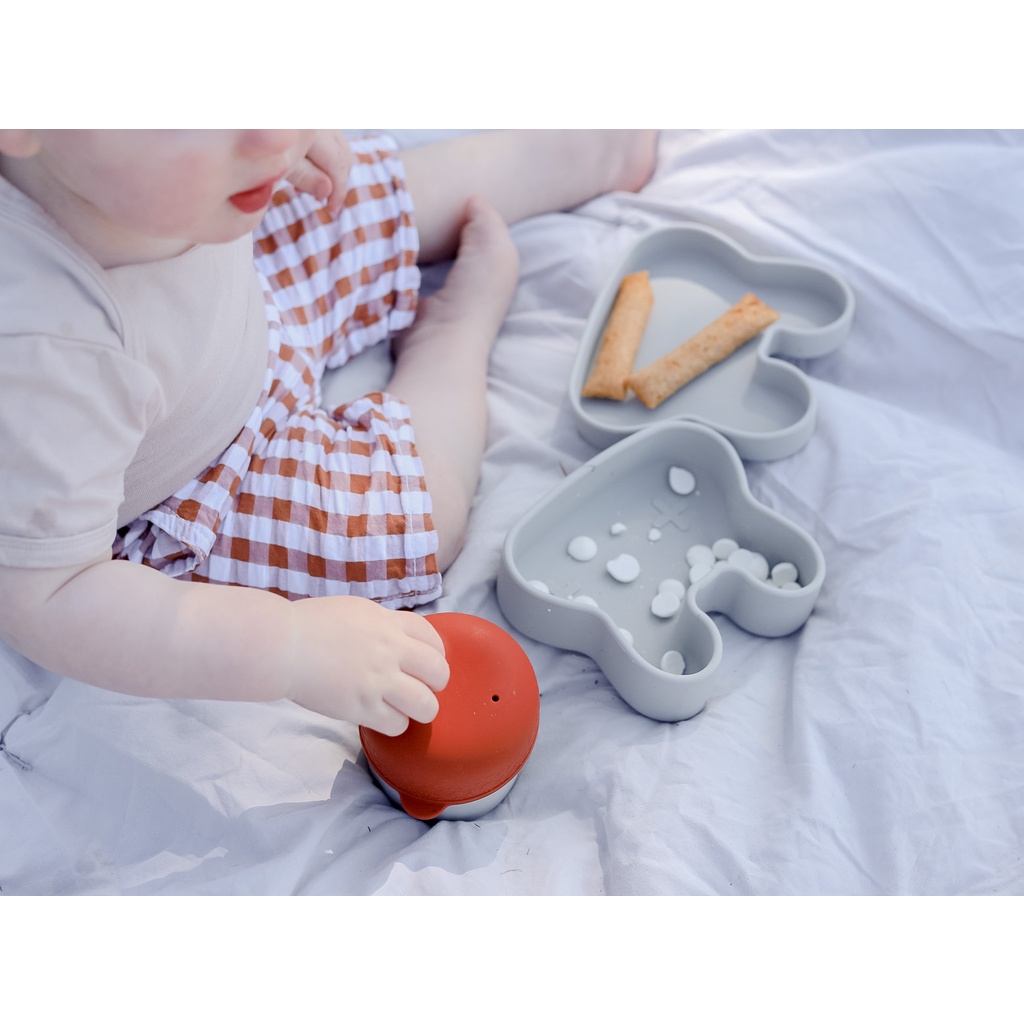 We Might Be Tiny Silicone Snackie - Silicone Plate Bowl Karakter Piring Silikon Snack Piring Makan Anak Bayi