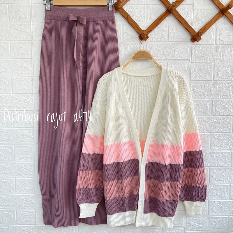 CARDIGAN LONG RAJUT OVERSIZE MOTIF BLASTER