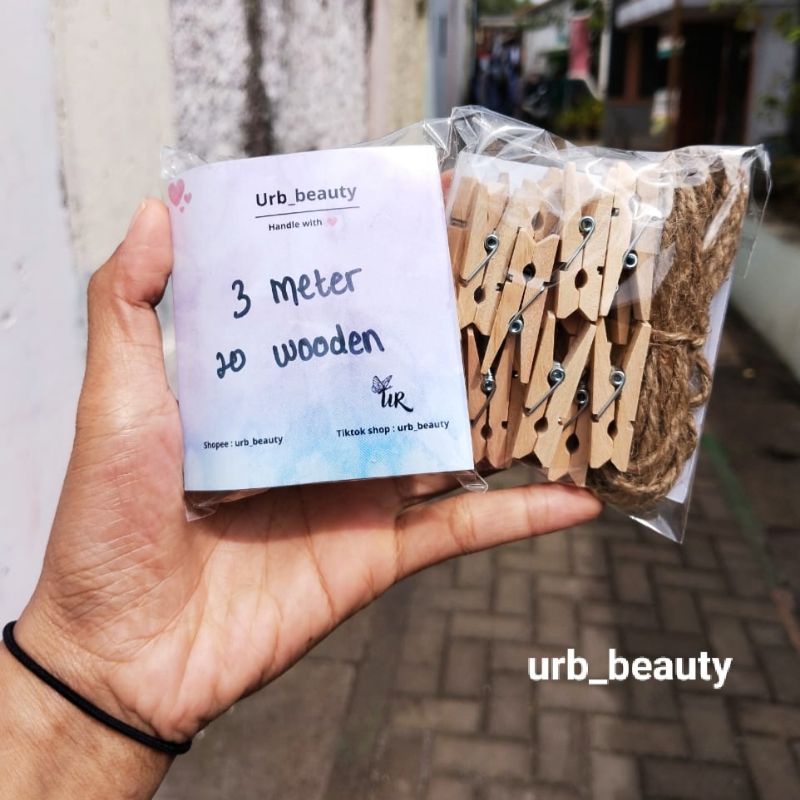 Satu set jepitan kayu dan tali rami / wooden clip untuk jepit foto dan hiasan lainnya