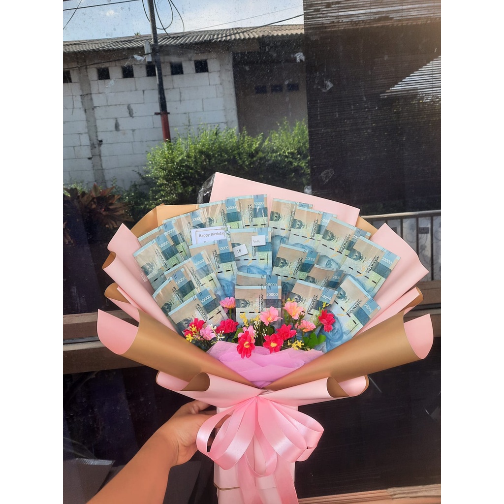 Buket Uang Ukuran Medium isi 1.2-2.5jt / Money Bouquet / Buket Uang / Buket Wisuda/ Buket Anniversar