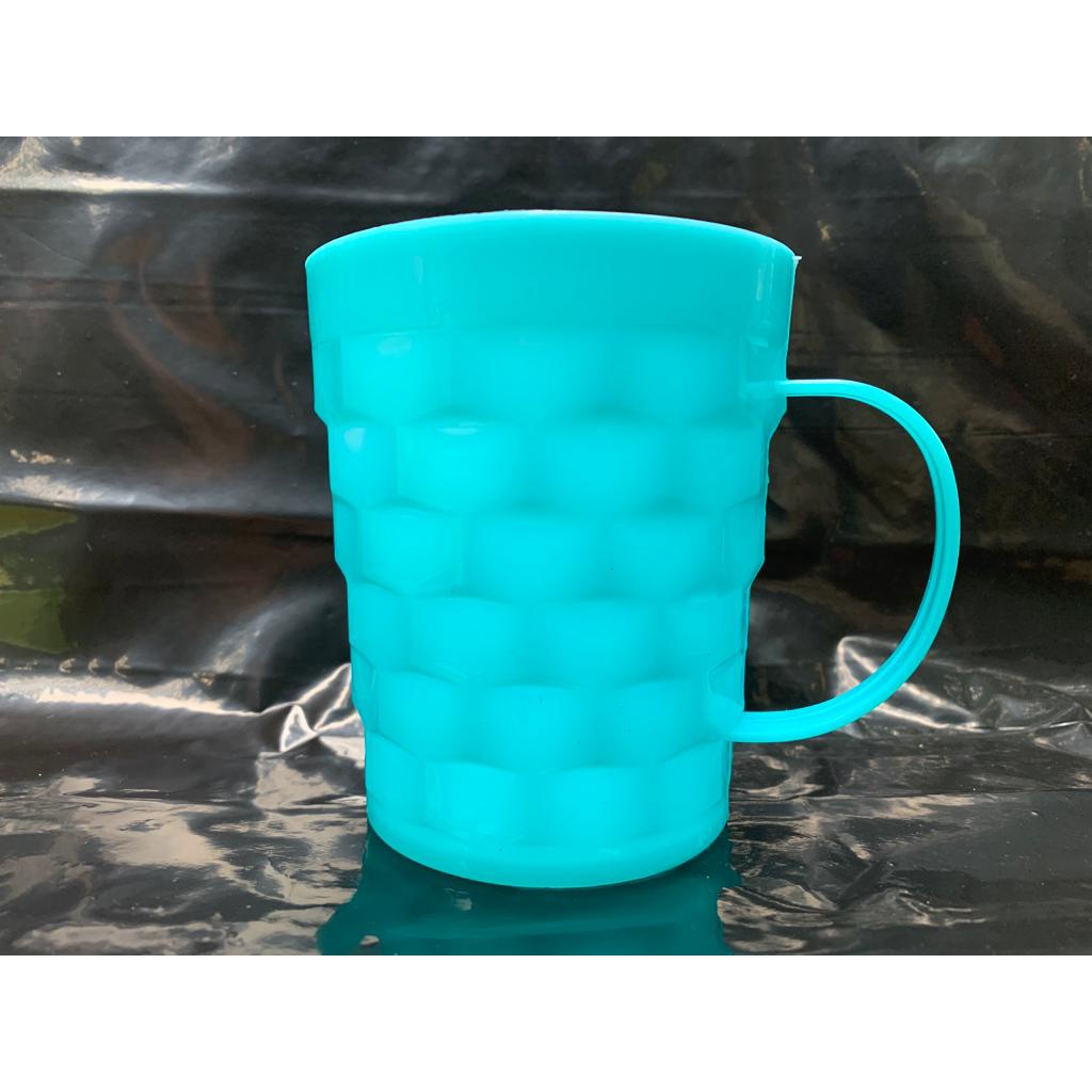 Gelas air minum / kopi motif tikar