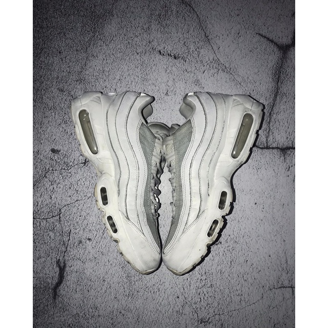 Nike airmax 95 size 42.5 triple white (bukan 97,98,1)second original