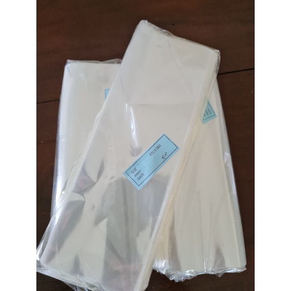 

plastik bening/plastik pembungkus souvenir/kiloan 8x25