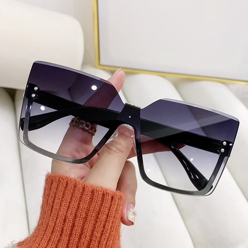 Kacamata Hitam Model Half frame Metalik Untuk Wanita