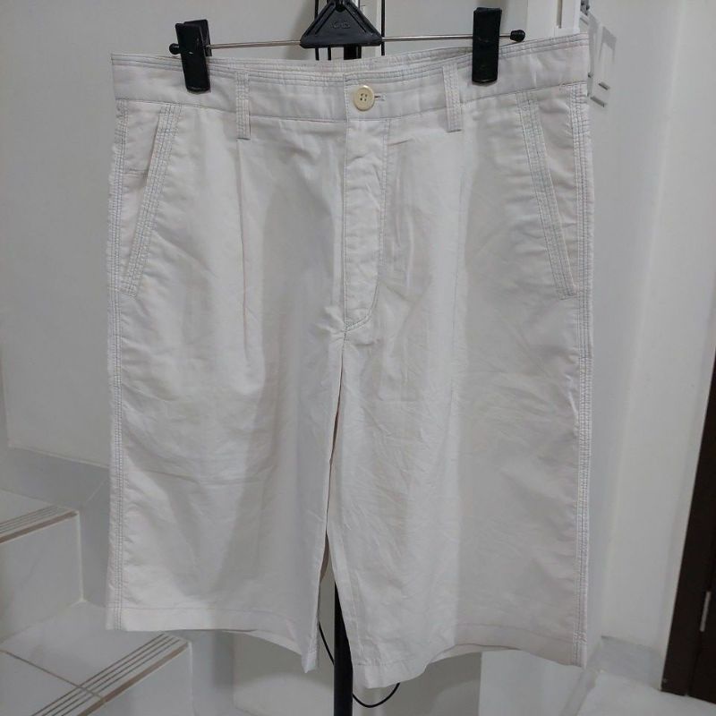 Celana Pendek Pria merk GGIO Ii preloved