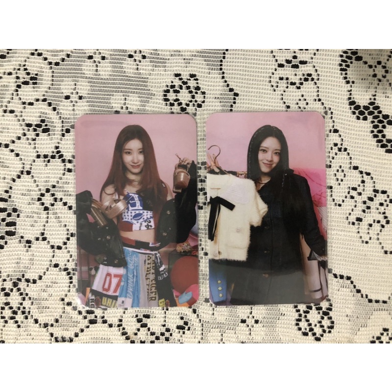 Photocard ITZY official Crazy In Love bene/benefit mecima yuna chaeryeong lia noot noot