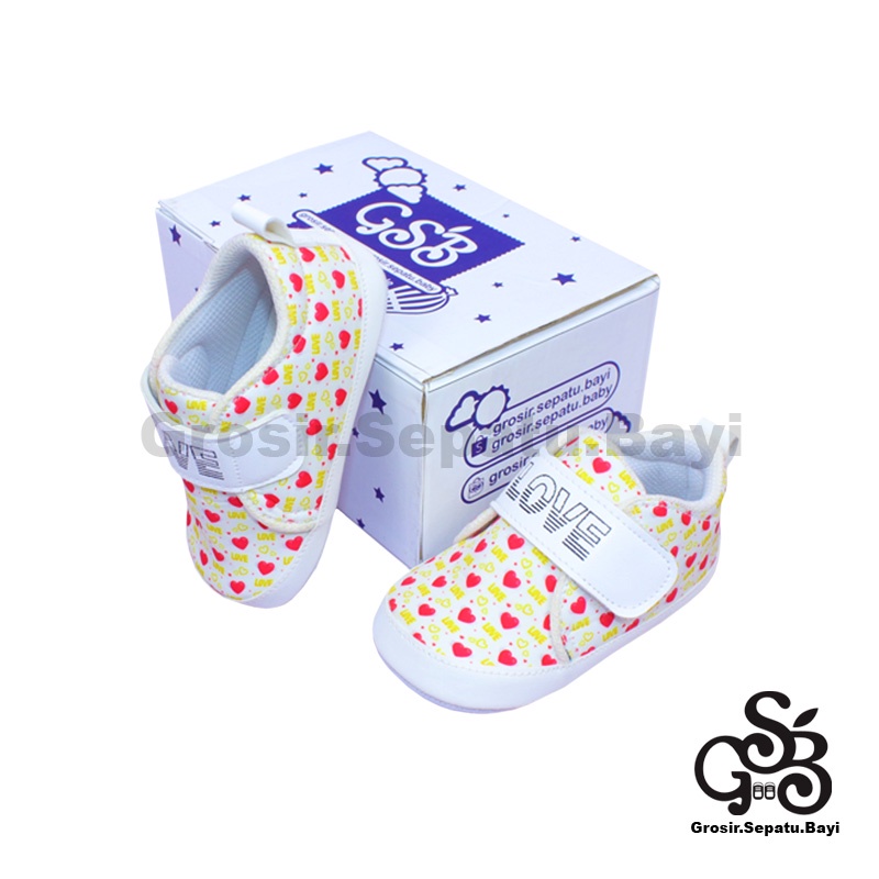 Sepatu Bayi - Baby Shoes - Prewalker  | 2-12 bulan | motif LOVE Putih ringan &amp; fleksibel