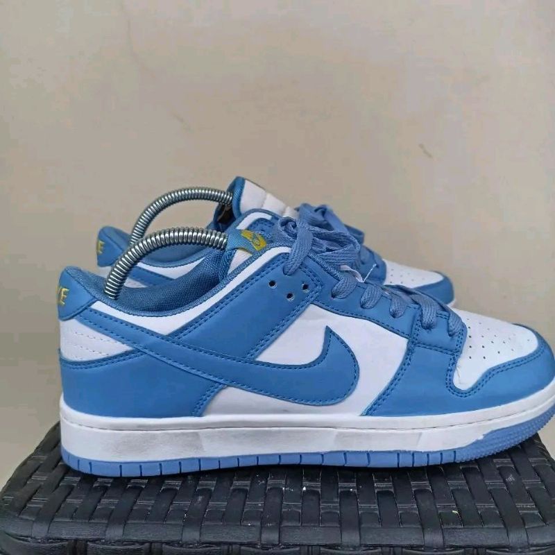 Nike SB dunk white blue