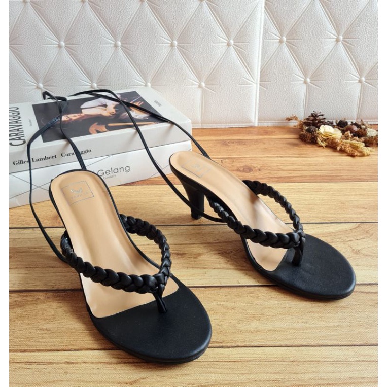 ABBUSHOES Hs 118 haig hells jepit kepang gladiator 7cm