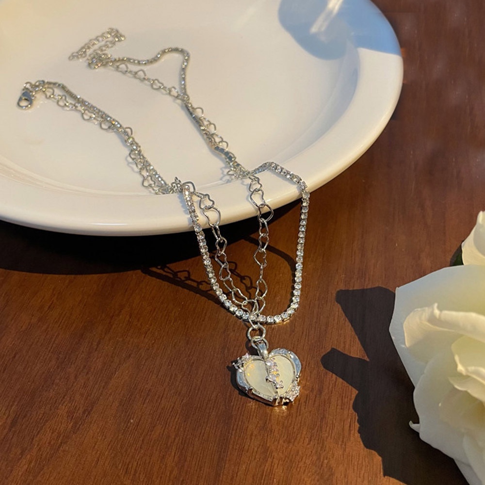 Kalung Choker Rantai Liontin Hati Aksen Kristal Gaya Punk Gothic Untuk Wanita