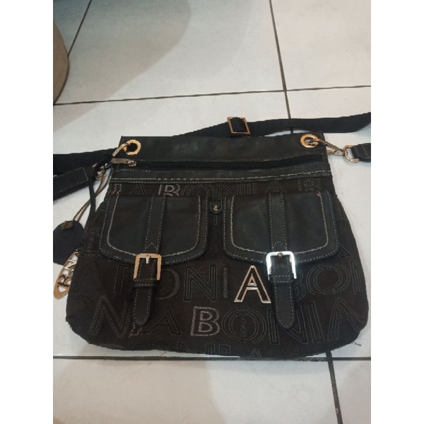 Tas preloved second branded Bonia