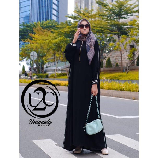 Basic Amara Dress by U2C • Gamis Abaya Hitam Putih Polos Simple