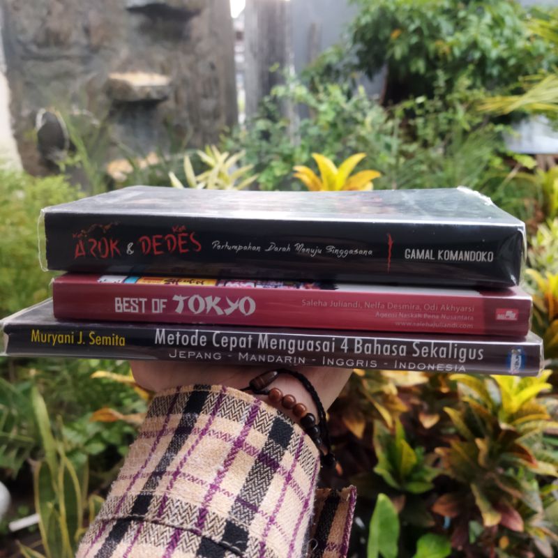 [PAKET PESANAN] PRELOVED BUKU METODE MENGUASAI 4 BAHASA, KEN AROK DAN KEN DEDES, BEST OF TOKYOMETODE