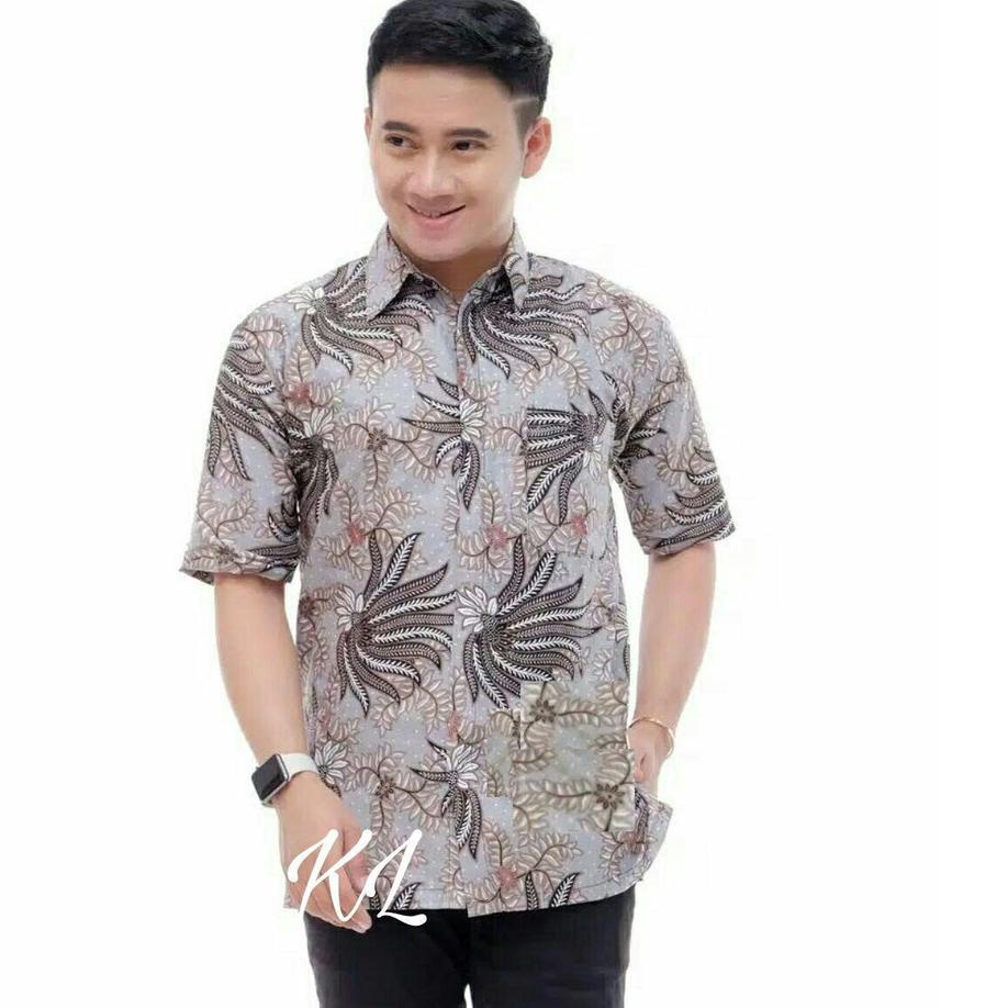 Stok Terbaru Baju Batik Pria Dewasa 2022 Lengan Pendek Kekinian Kemeja Batik Lengan Pendek Pria Mewa
