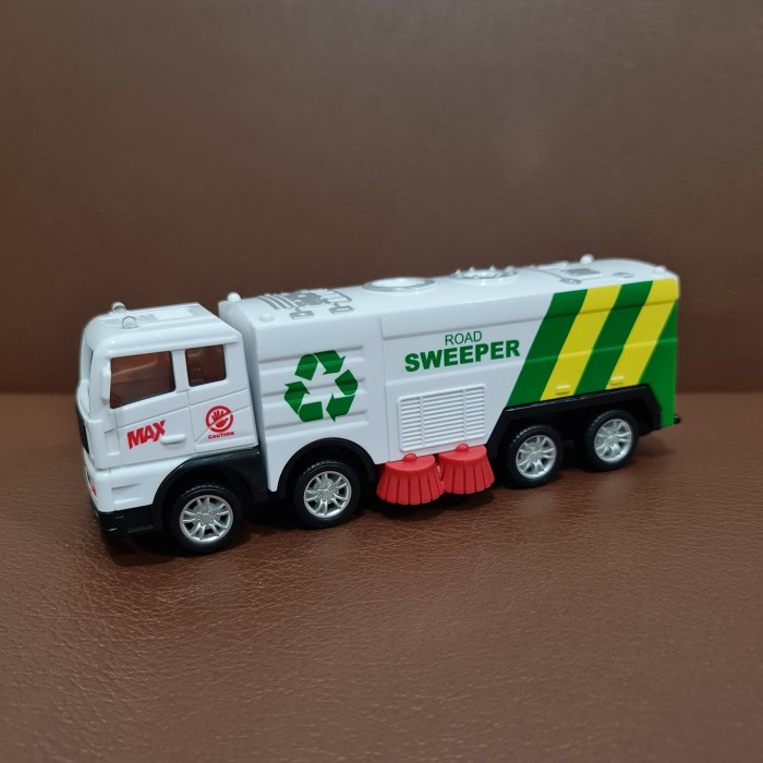 Diskon Toys Kingdom Cruzer Diecast Truck Road Sweeper / Figur Truk Sapu Jalan Hot Sale