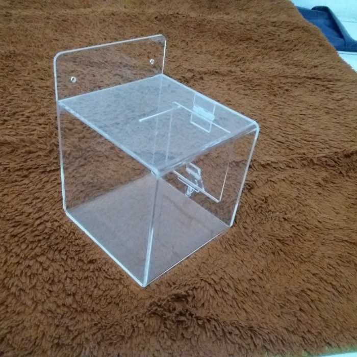 

Limited Kotak Saran Acrilic