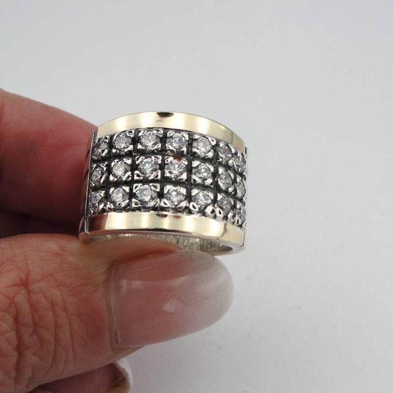 Cincin Lapis Silver Hias Bola Magnificent Tiga Baris Untuk Wanita