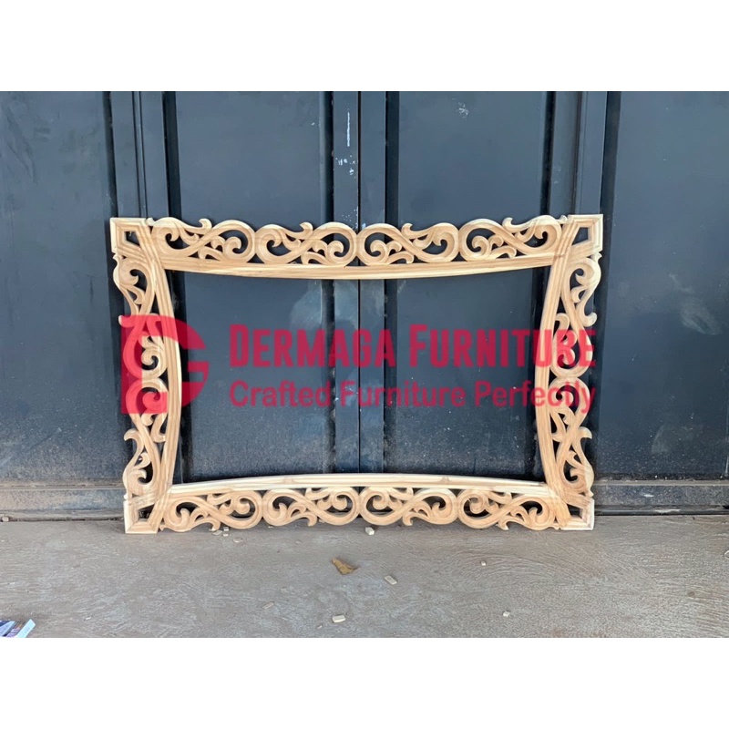 PIGURA LENGKUNG UKIRAN KAYU JATI PIGURA CERMIN PIGURA DEKORASI KAMAR