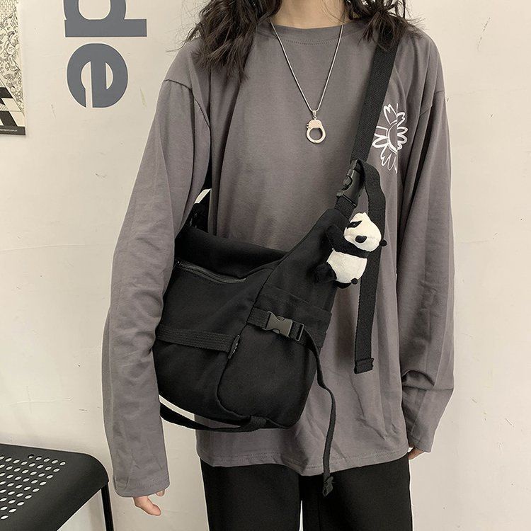 ✲Ins Jepang Harajuku Gelap Fan Dapat Perkakas Tas Kanvas Wanita Korea All-Match Warna Solid Mahasiswa Satu Bahu Messenger Tas