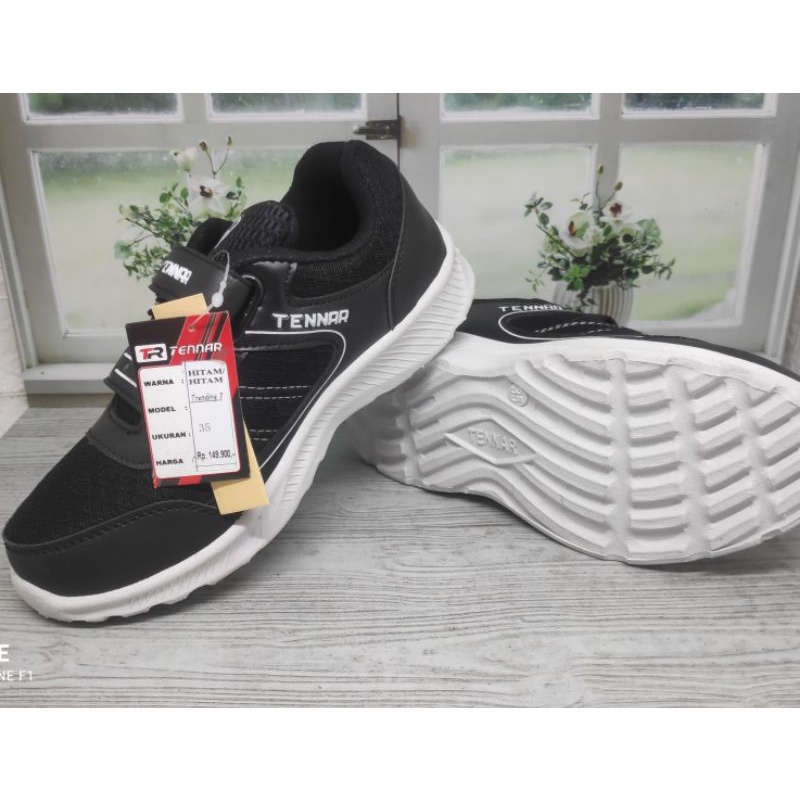 SEPATU SEKOLAH MERK TENNAR 34-37 size 37 insole 23.5 cm