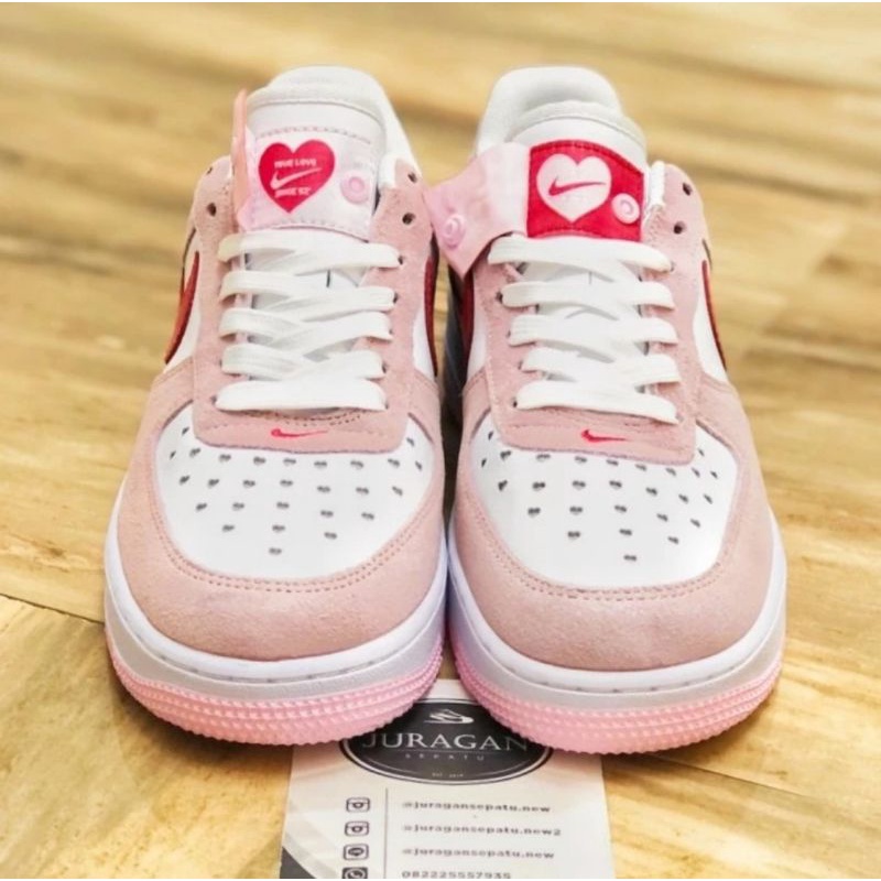 Nike Air Force 1 '07 &quot;Valentine's Day&quot;