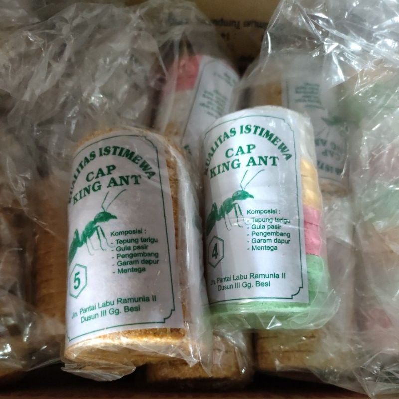 jajanan jadul sagon warna dan kelapa