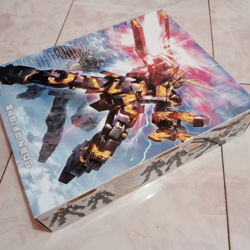 MG 1/100 Gundam Unicorn Banshee Daban